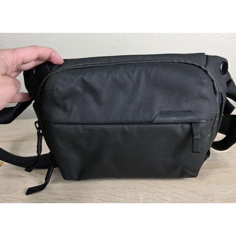 Peak Design Everyday Sling 3L Black Camera Bag Crossbody EDC Travel Tech Organiz